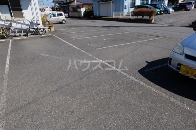 22/23 駐車場