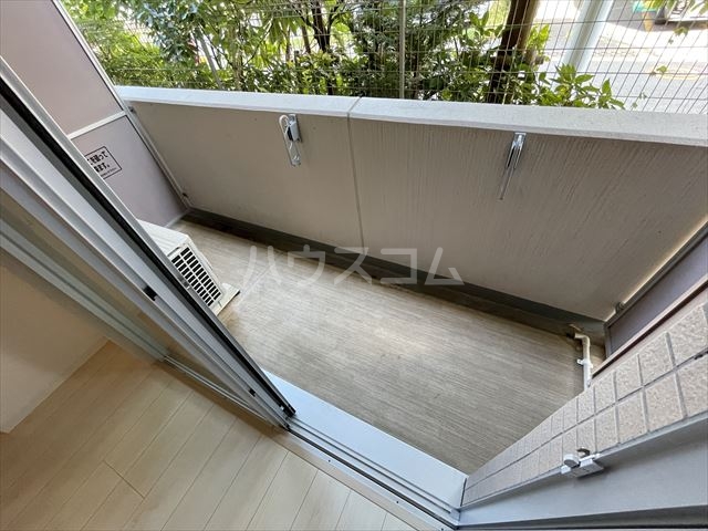 21/30 バルコニー