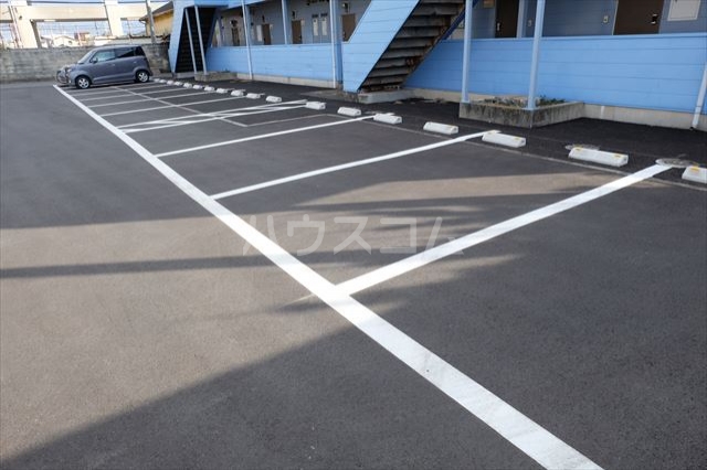 21/25 駐車場