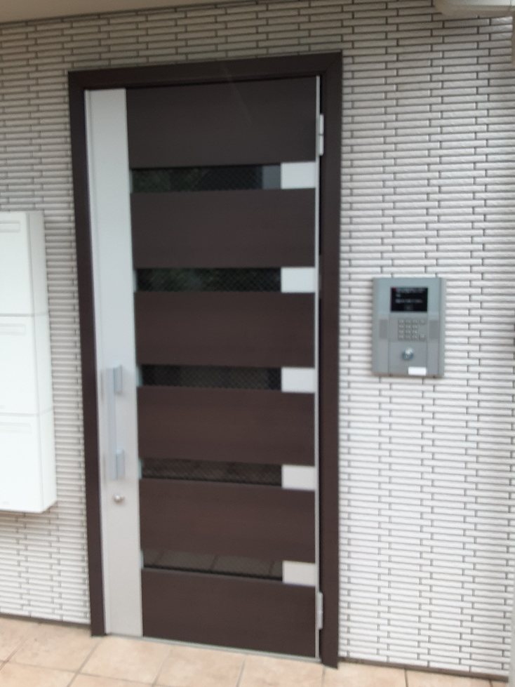 2/4 エントランス