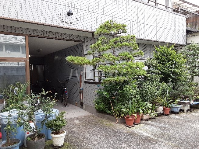 29/30 エントランス