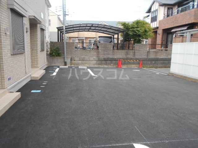21/23 駐車場