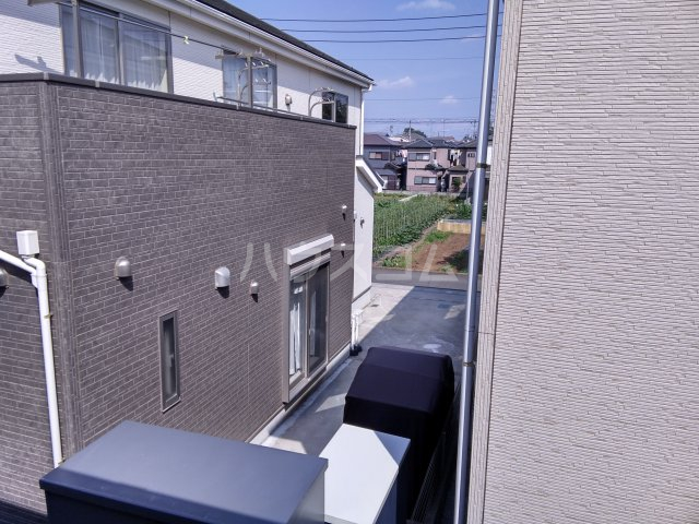 13/20 バルコニー