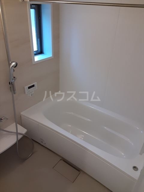 16/30 浴室