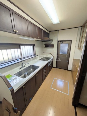 13/23 キッチン