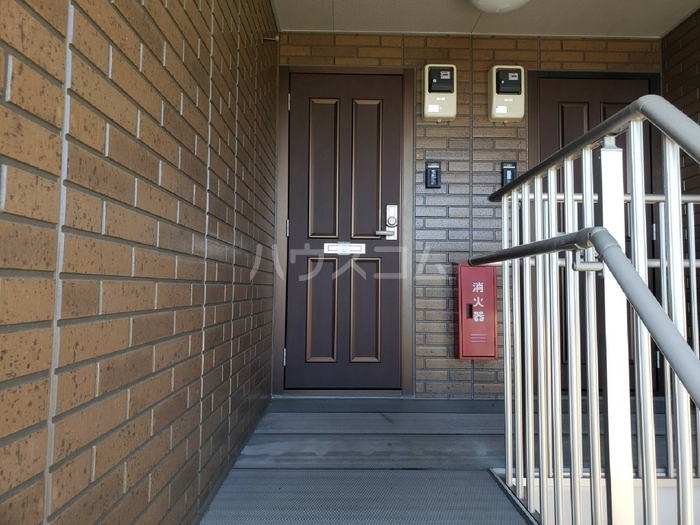 17/23 エントランス