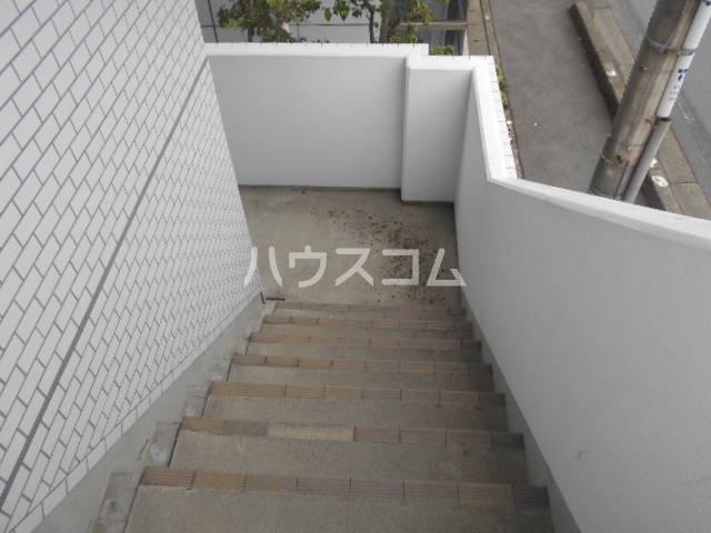 14/21 エントランス