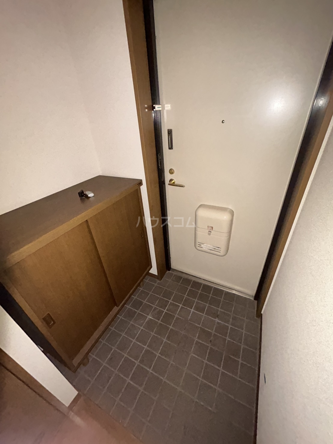 13/30 玄関