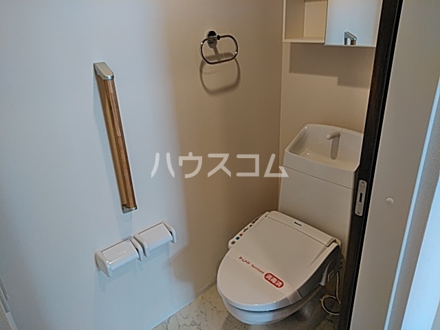 14/30 トイレ