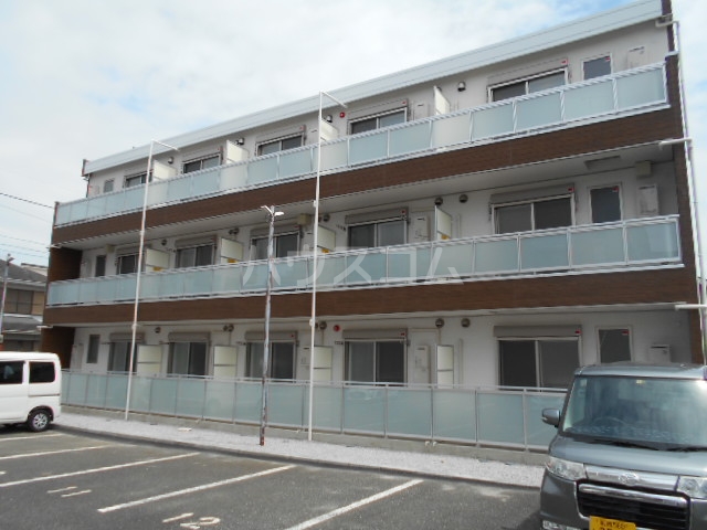 22/30 駐車場