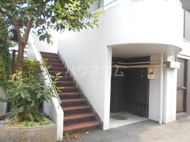 3/5 エントランス