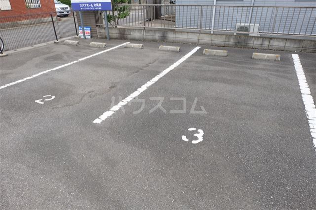 20/21 駐車場