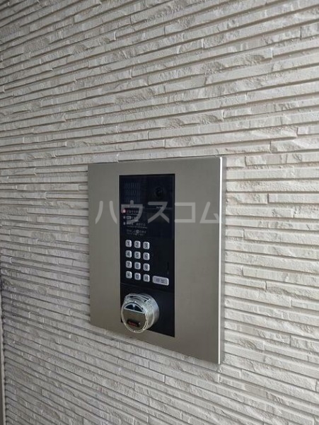 19/21 エントランス