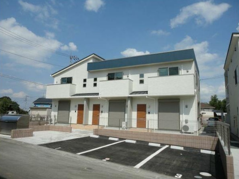 2/4 駐車場