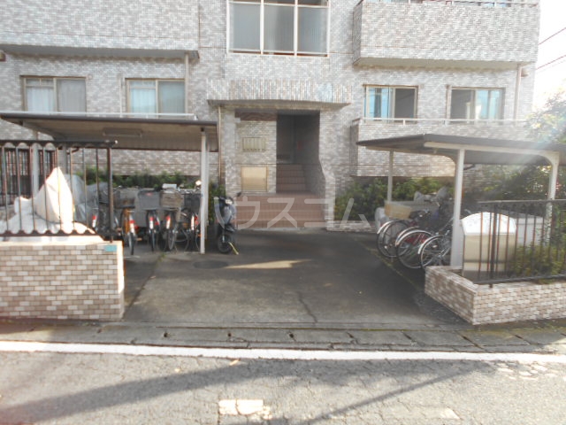 21/24 エントランス