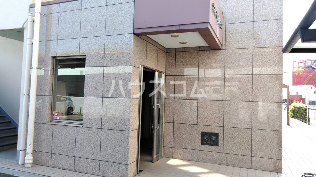 20/25 エントランス