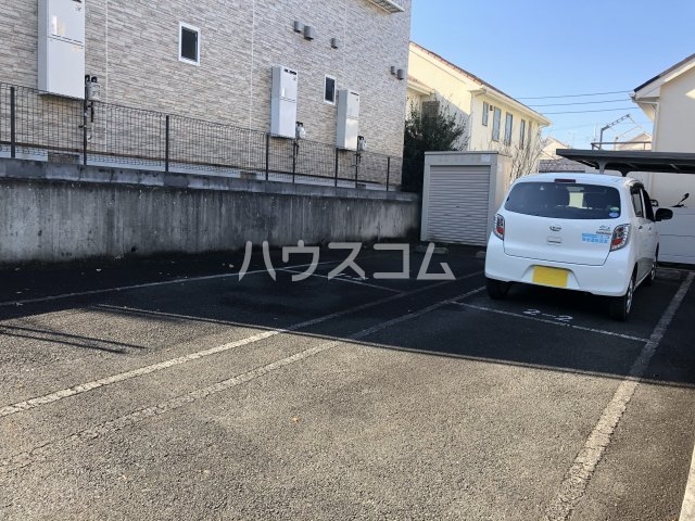 21/22 駐車場