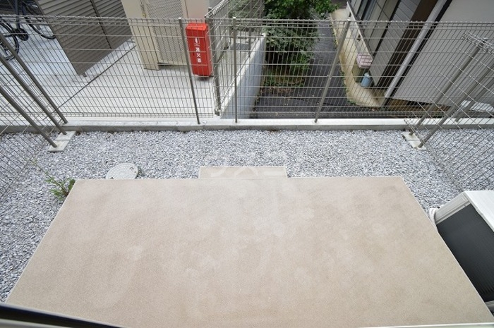 13/27 バルコニー