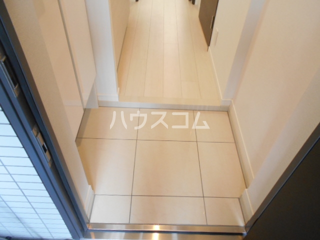 13/30 玄関