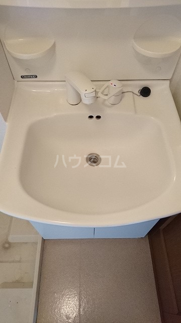 13/30 洗面