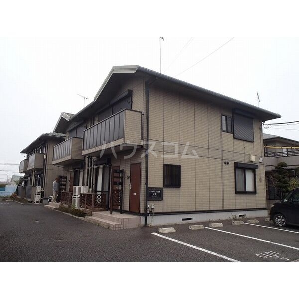 3/3 駐車場