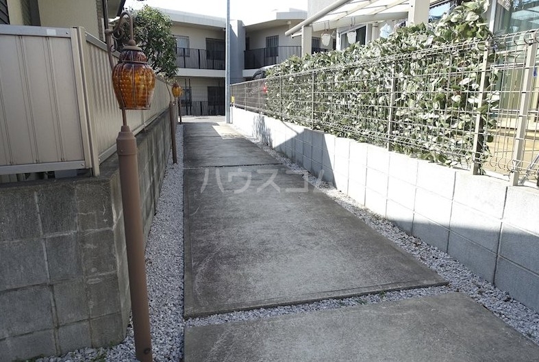 19/24 エントランス