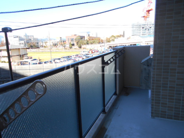 21/30 バルコニー