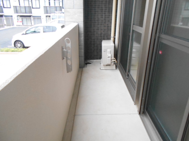 19/25 バルコニー