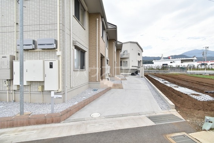 26/30 エントランス