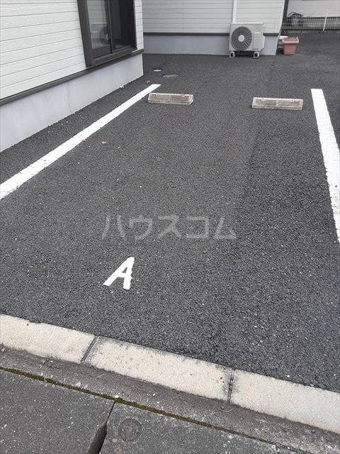 21/26 駐車場