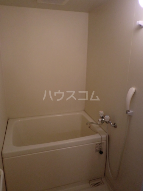13/25 浴室
