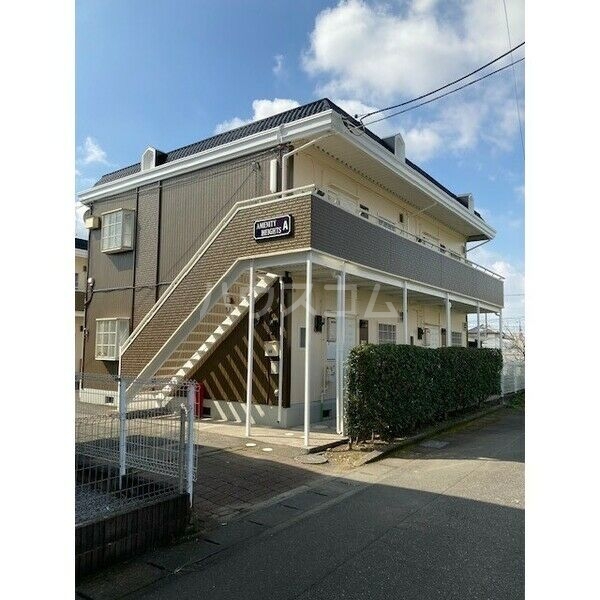 14/22 エントランス