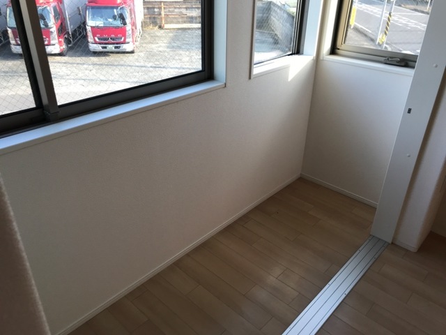 21/26 バルコニー