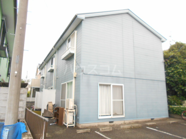 28/30 エントランス