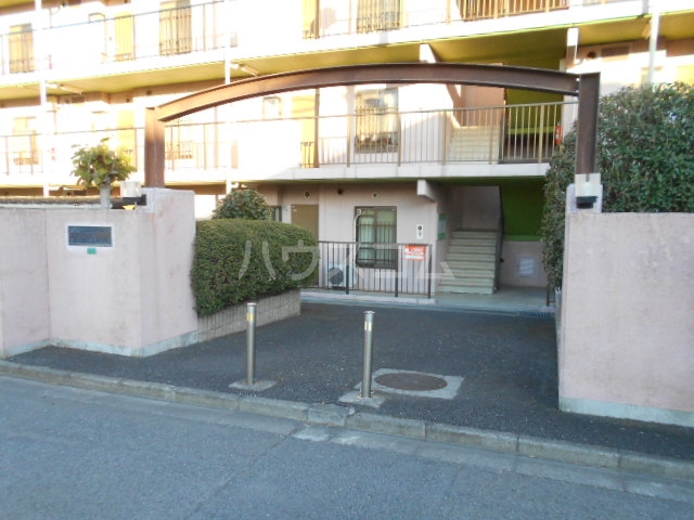 3/7 エントランス