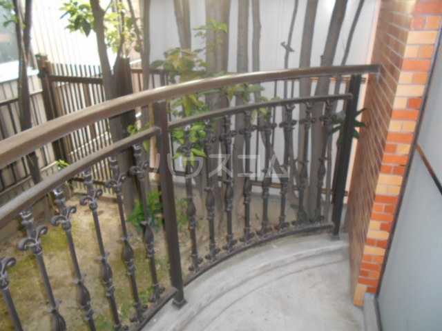 14/23 バルコニー