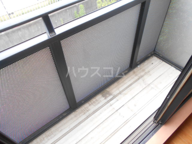 18/23 バルコニー