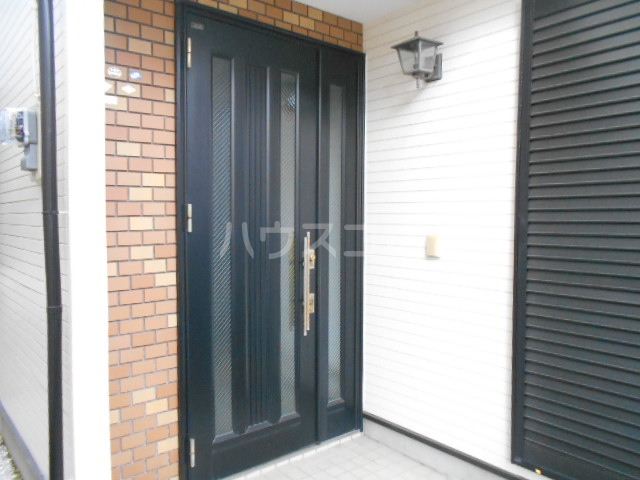 28/29 エントランス