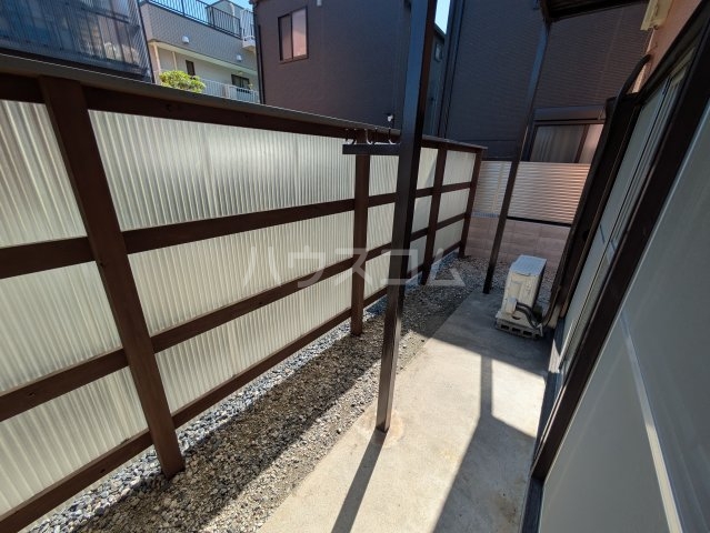 21/30 バルコニー