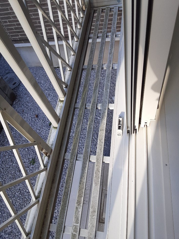 19/30 バルコニー