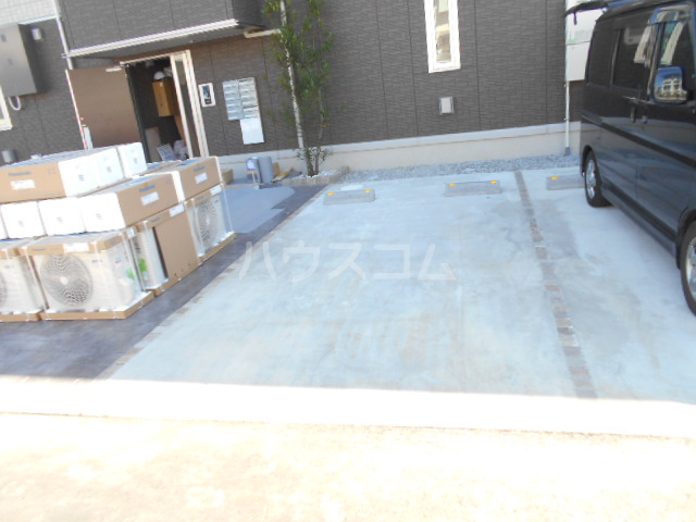 26/30 駐車場
