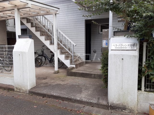 28/30 エントランス