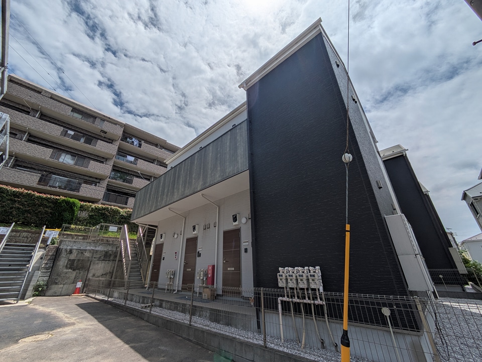 16/19 エントランス