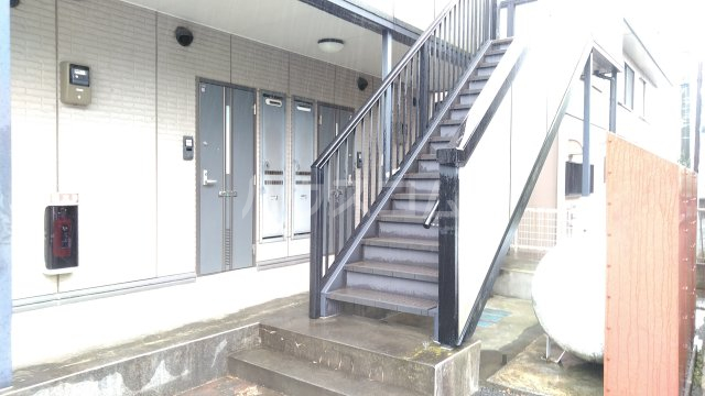 3/5 エントランス