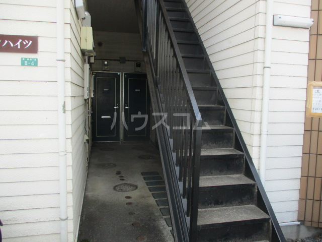 24/27 エントランス