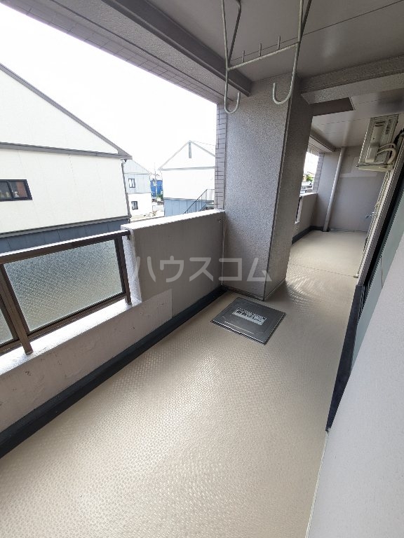 20/30 バルコニー