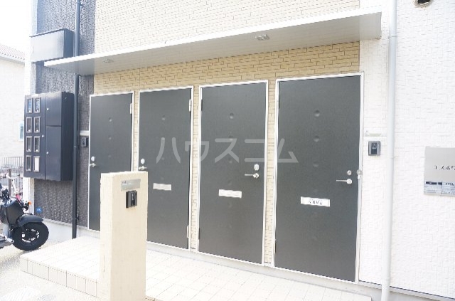 15/21 エントランス