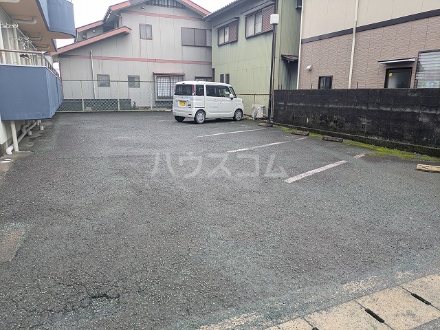 25/29 駐車場