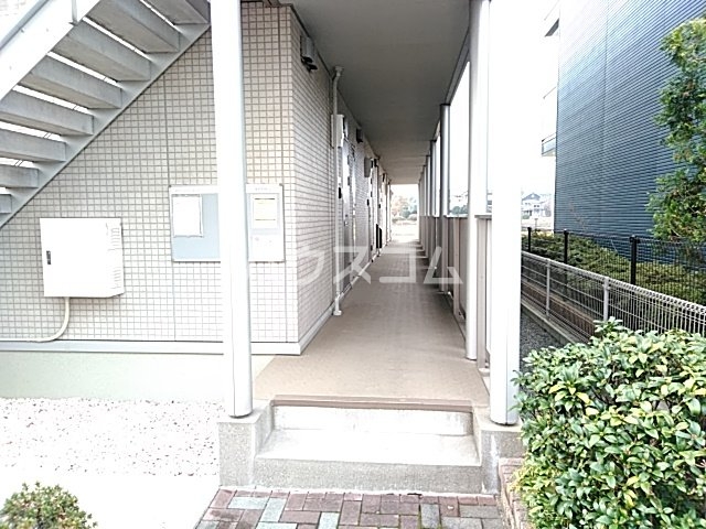 22/30 エントランス