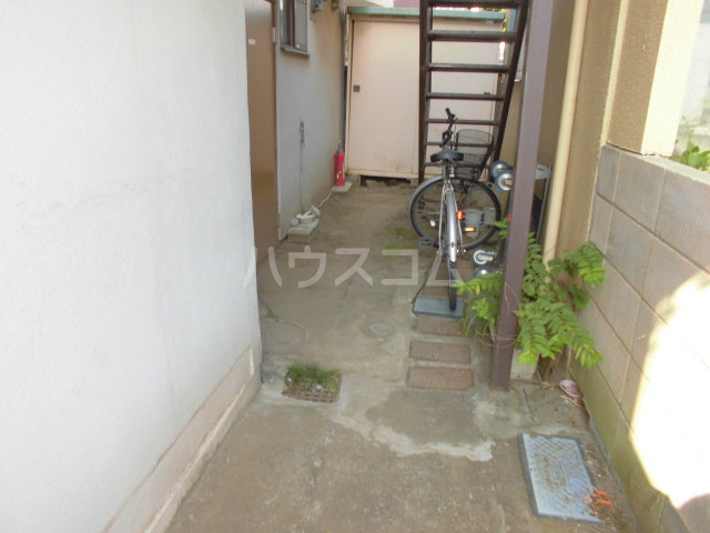 14/19 エントランス